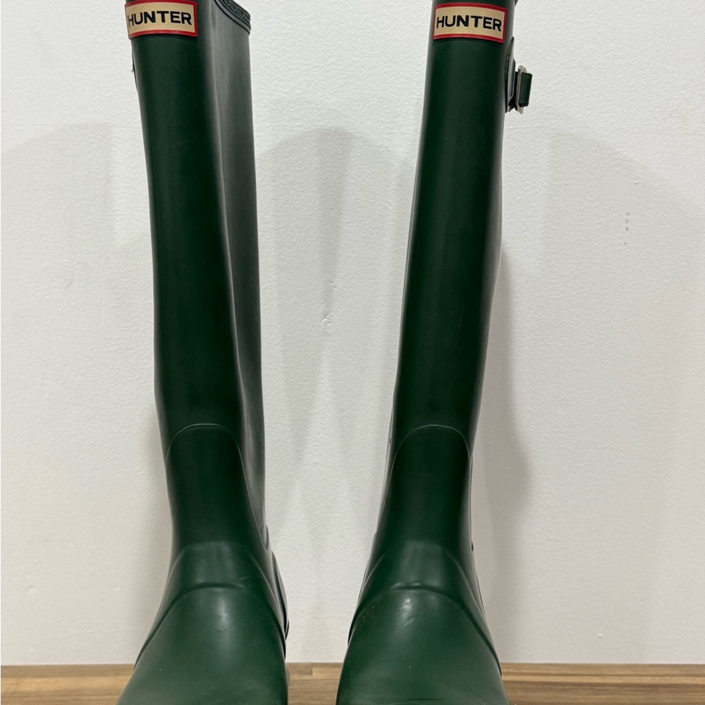 Hunter Women's Original Tall Green Wellington Rain Boots